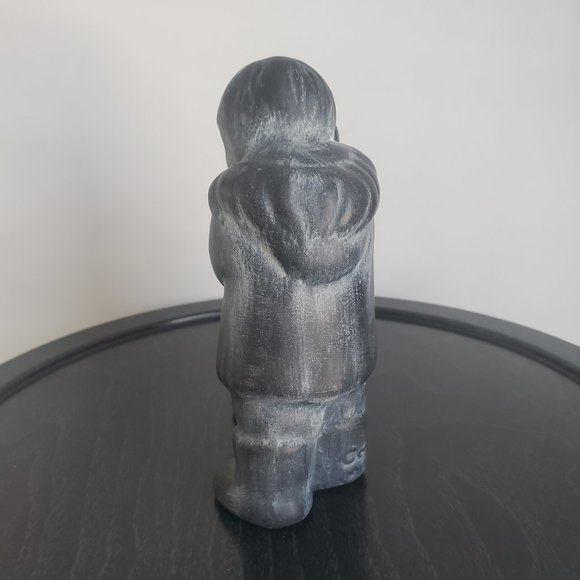 VTG Ceramic Native Inuit Folk Art Figurine Eskimo Hugging Friends Matte Glaze - Picture 6 of 8